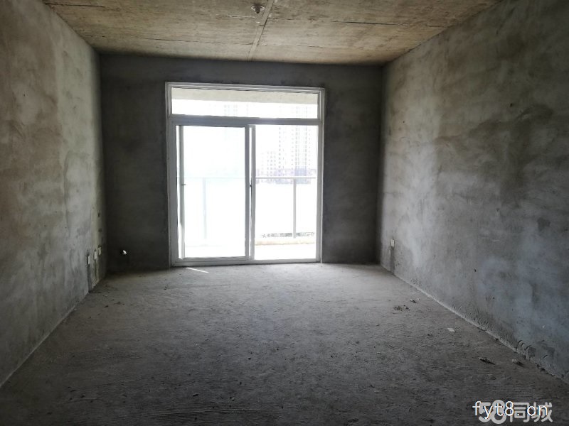 电梯房纯毛坯南北通透全天性采光前后无遮拦首付十几万